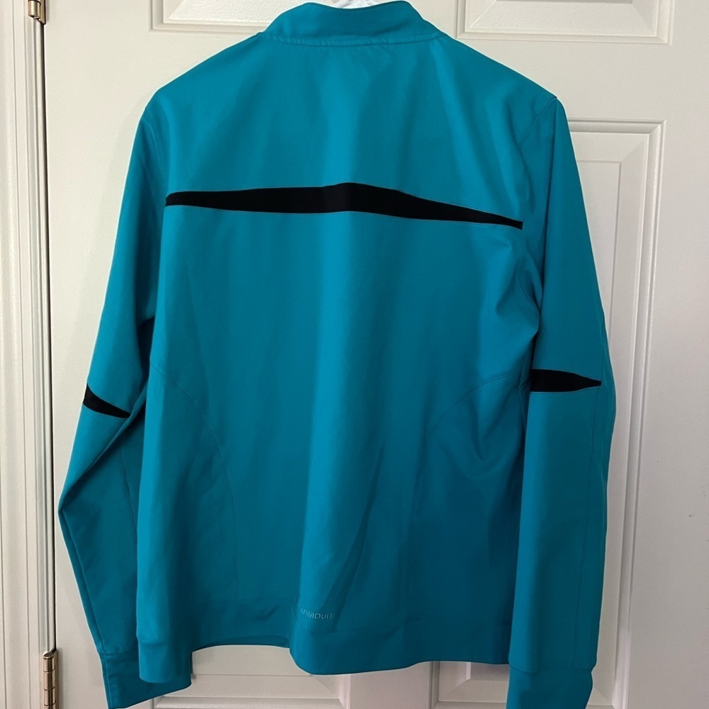 Under Armour Women’s light jacket, Large - Picture 6 of 8